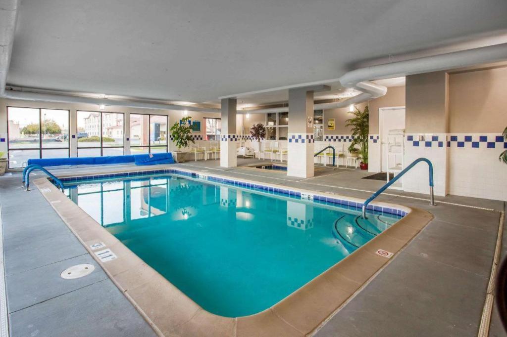 Comfort Inn & Suites Fruita Buitenkant foto